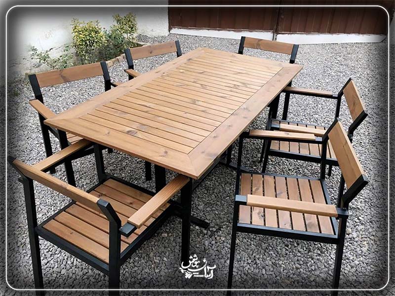 نمیکت چوبی فضای باز